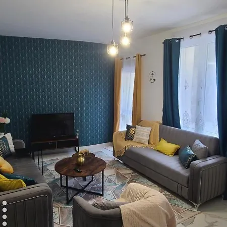 Cosy Cdg Paris Asterix Apartment